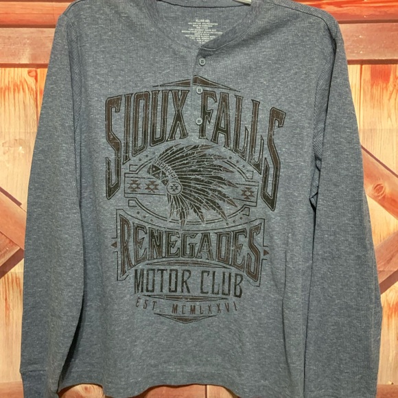 Other - Gray Sioux Falls Renegades long sleeve waffle Henley. Great graphics.